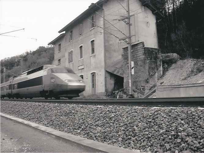 TGV à Châtillon en Michaille