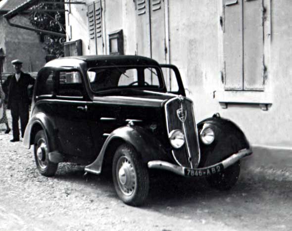 Peugeot 401